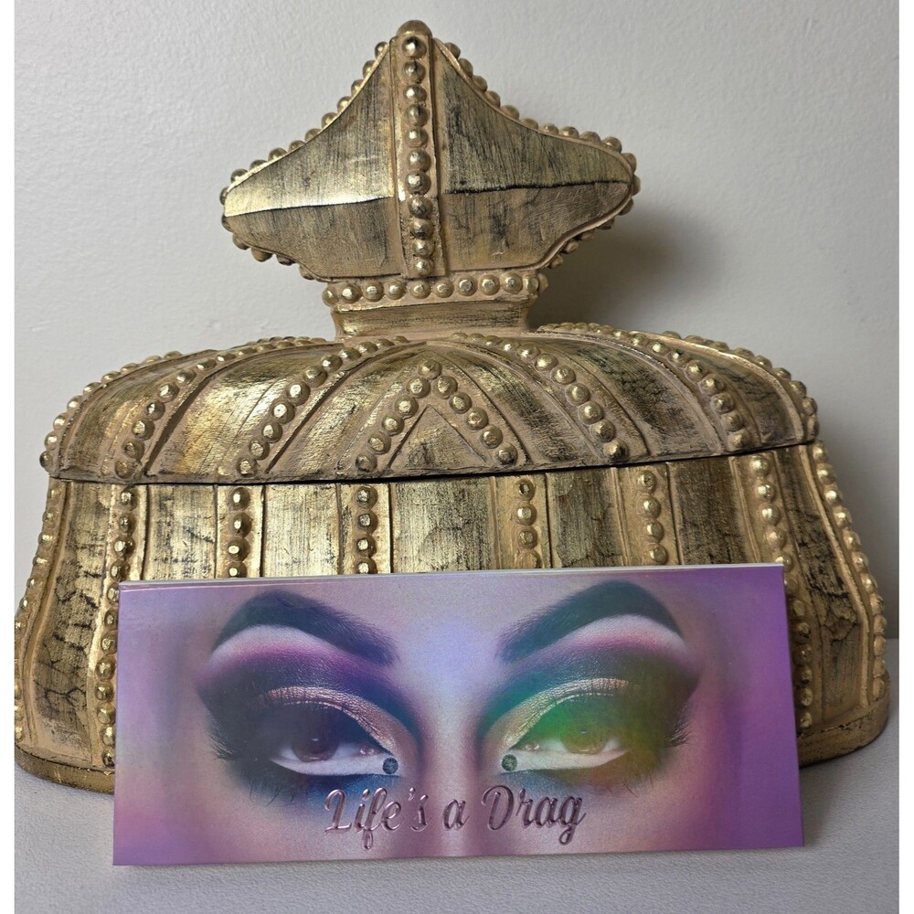 Lunar Beauty MANNY MUA "Life's A Drag" Eyeshadow Palette